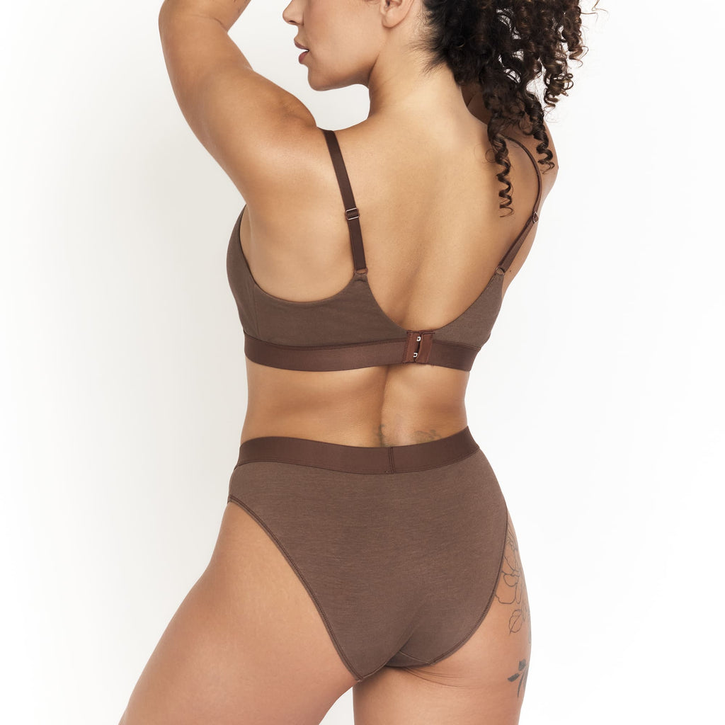 Keyhole Hump Bra
